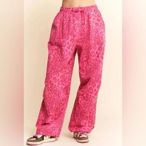 Polieco Peony Pants Magenta Medium NWOT
